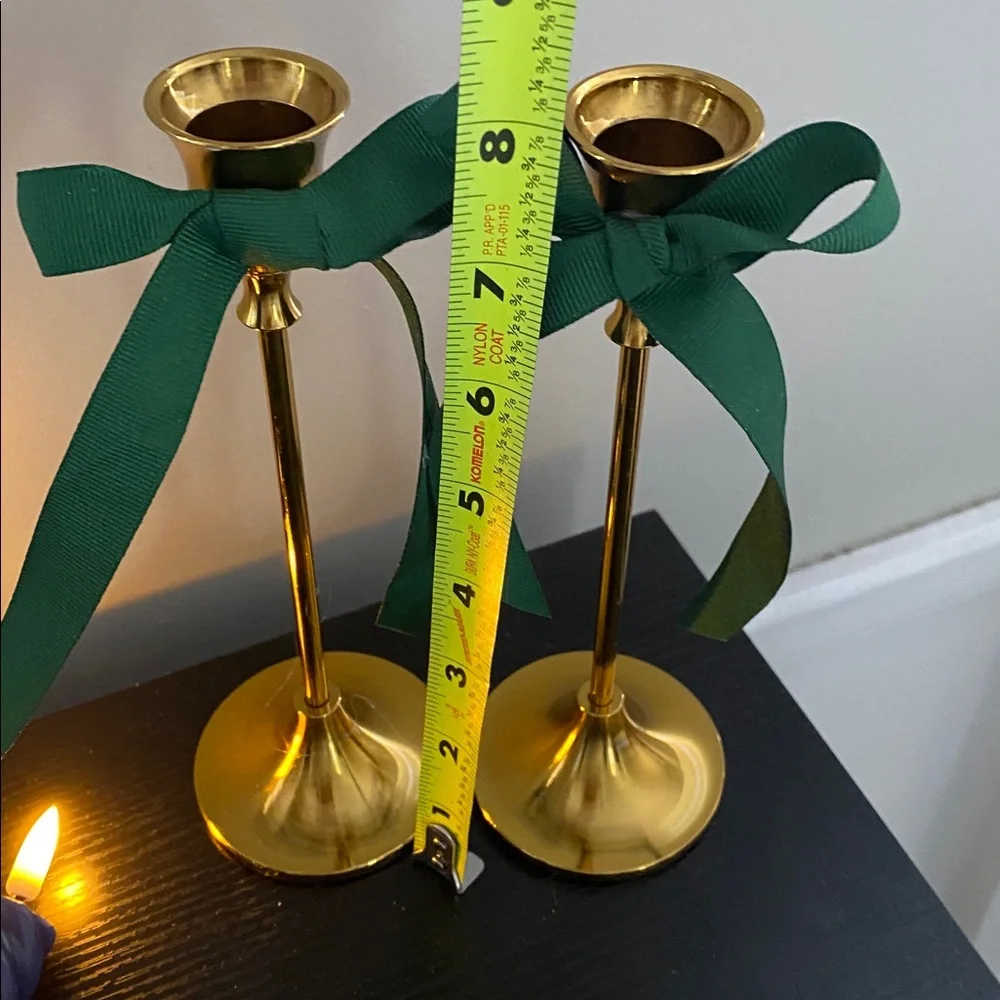 Lauren Christmas style Theme Blue Spiral Candles Gold Holders candlesticks set 2